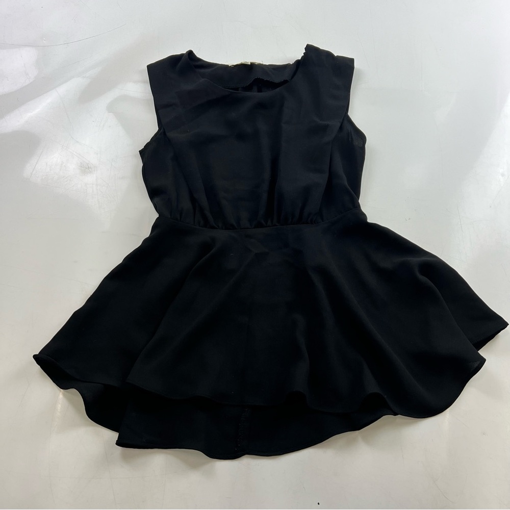 YO los angeles women’s black top S L92-17